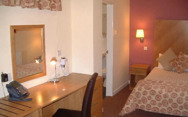 Ely House Hotel