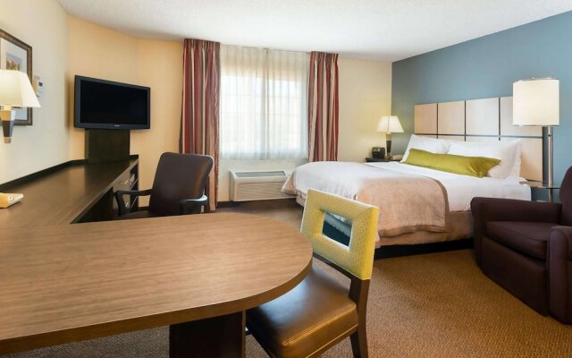 Candlewood Suites Wichita Northeast