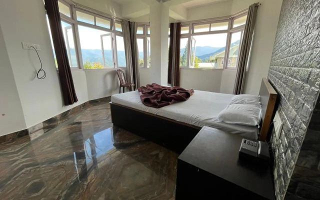 Oyo 26867 Hotel Silk Route Station