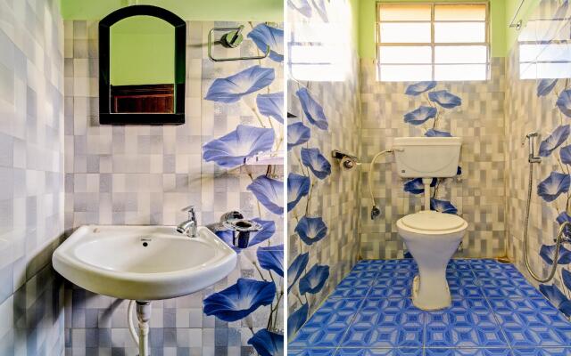 OYO 78477 Meera Holiday Villa