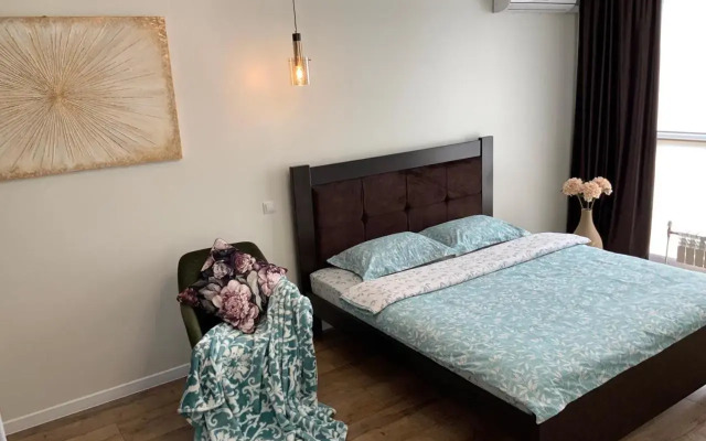 Дизайнерський ремонт&центр& VIP