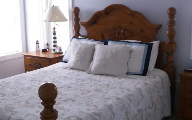 Sandbar Bed & Breakfast