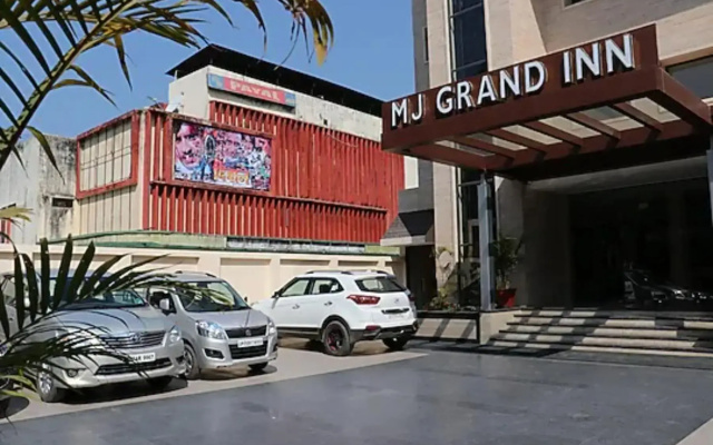 MJ Grand Inn