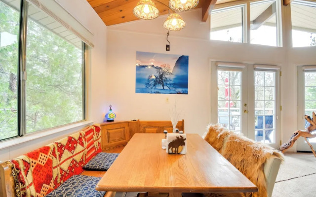Cozy Groveland Chalet Near Yosemite!