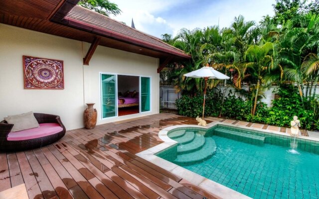 Pommard Villa by Jetta