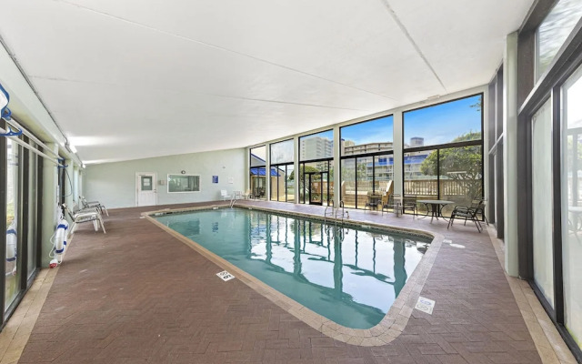 Seaside Beach & Racquet Club 2207