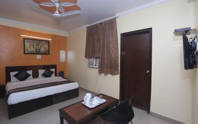 HOTEL GREEN PALACE Delhi Airport