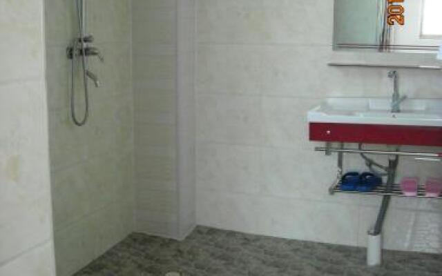 Fuxian Lake Delin Guesthouse