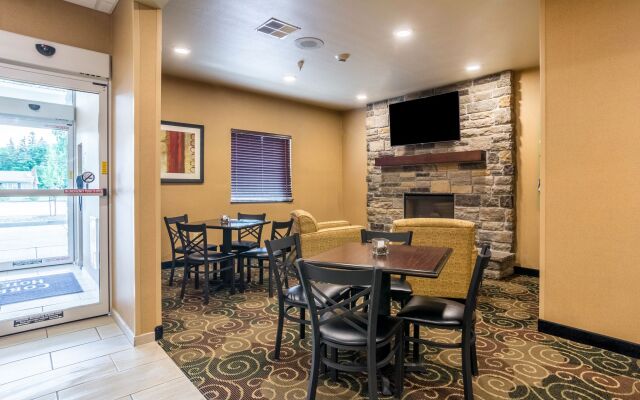 Cobblestone Hotel & Suites - Harborcreek