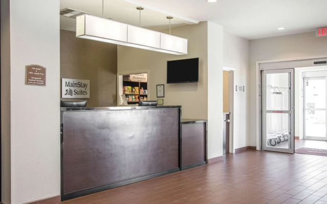 Sleep Inn & Suites Meridian - Bonita Lakes