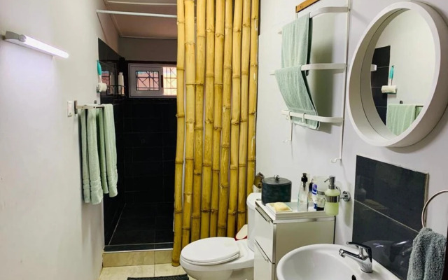 Oheneba Tema - Luxury Hot -tub Retreat With Wi-fi