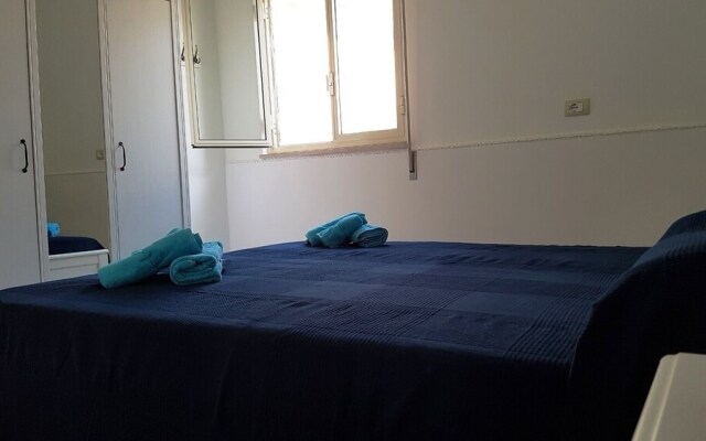 Villa Gaia Sleeps 6 in Marzamemi