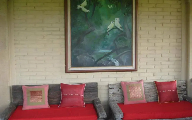 Sekar Puri Villa