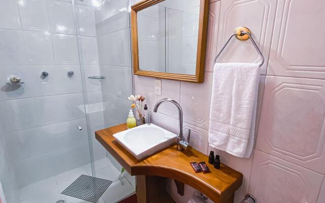 Locar-in Gramado - Meu Cantinho na Serra 10 pax