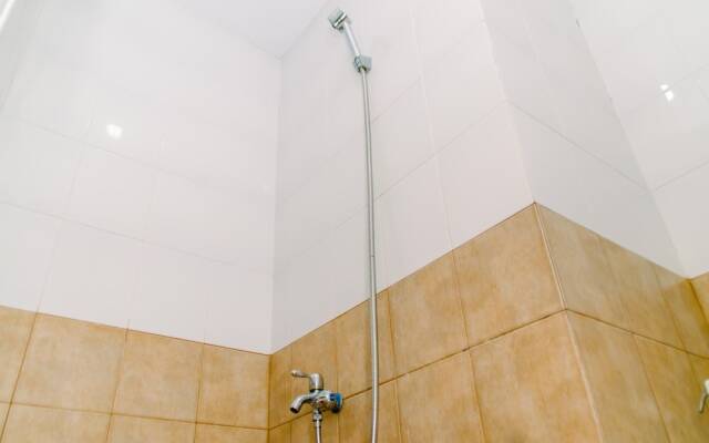 Modern Look 2Br Green Pramuka City Apartment Near Mall