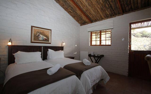 Ganora Guestfarm & Excursions