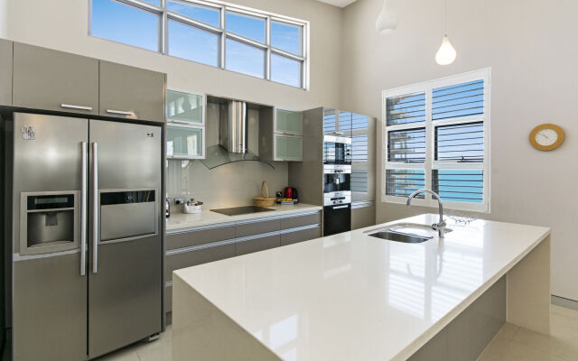 Redvue Holiday Apartments