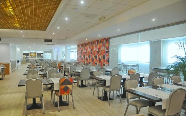 Acuasol Aparthotel 