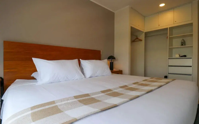 w Comfy 2BR w Park View in Miraflores