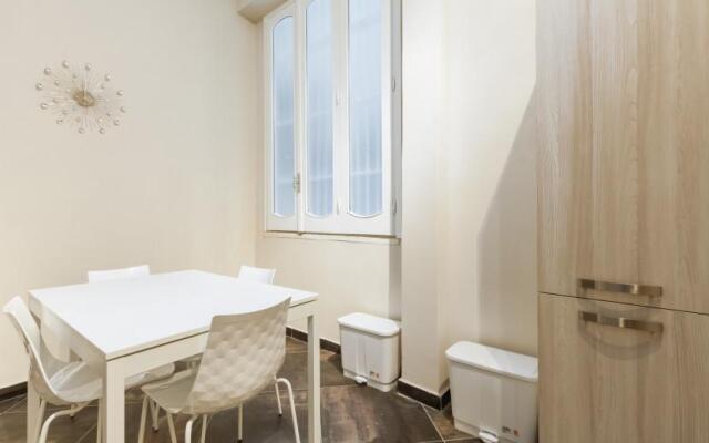 Flat 180M² 4 Bedrooms 3 Bathrooms - Naples