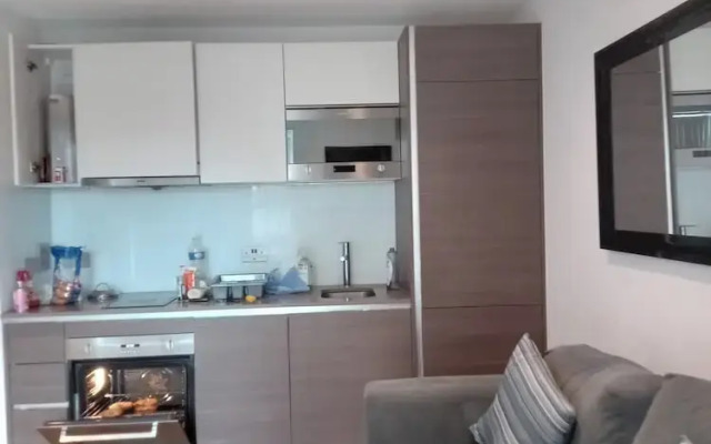 Grove Park Cozy Apartment in London