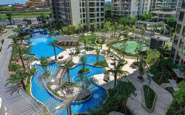 Odela Estella Riverside Luxury Vacation