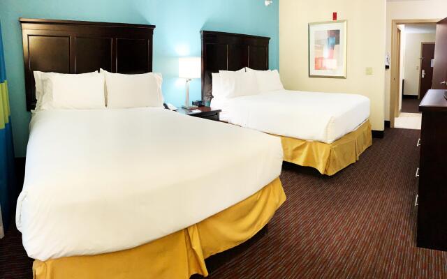 Holiday Inn Express Hotel & Suites Gainesville, an IHG Hotel