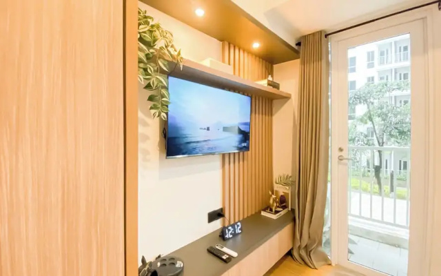 Cozy Studio At 6Th Floor Apartment Tokyo Riverside Pik 2 – Guest Rooms – Jakarta