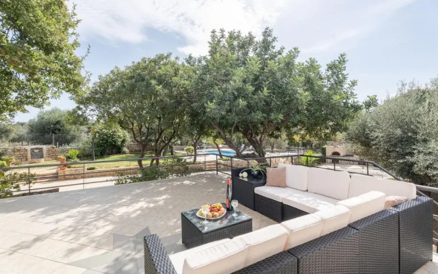Villa Archodia - With Private Pool