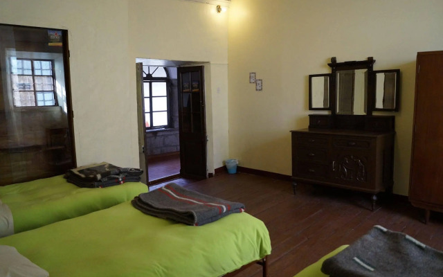 Pirwa Colonial Hostel