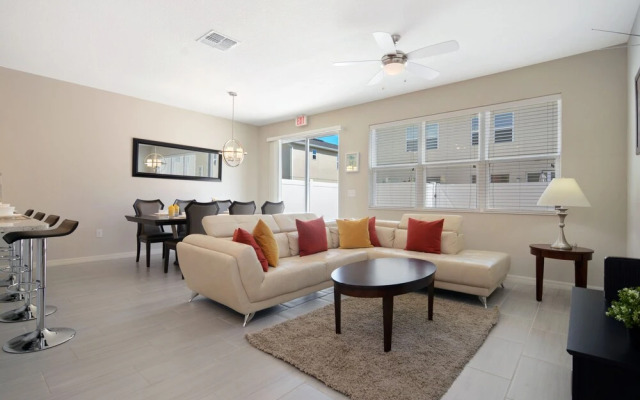 Four Bedrooms TownHome Compass Bay Resort 5130