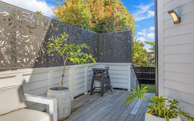 The Oasis Home with Hot Tub and Parking