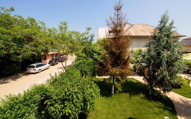 Vila Pretty Woman — Caters To Women (отель для женщин)