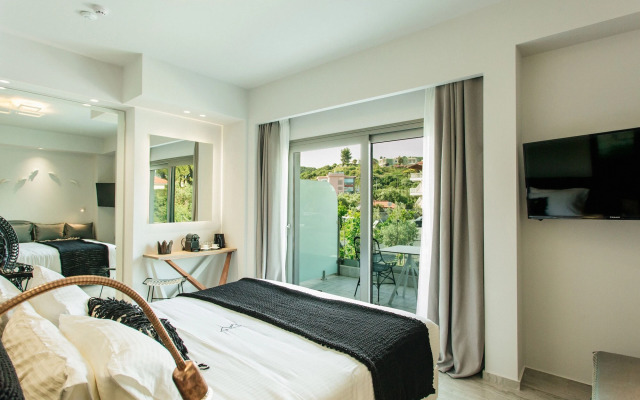 Blue Carpet Luxury Suites