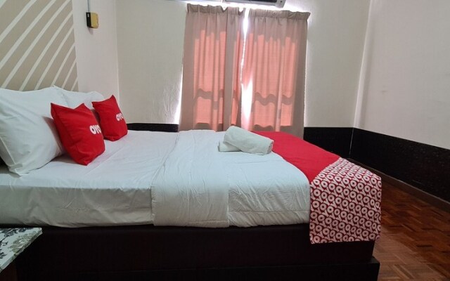 Marina View Villas by Oyo Rooms