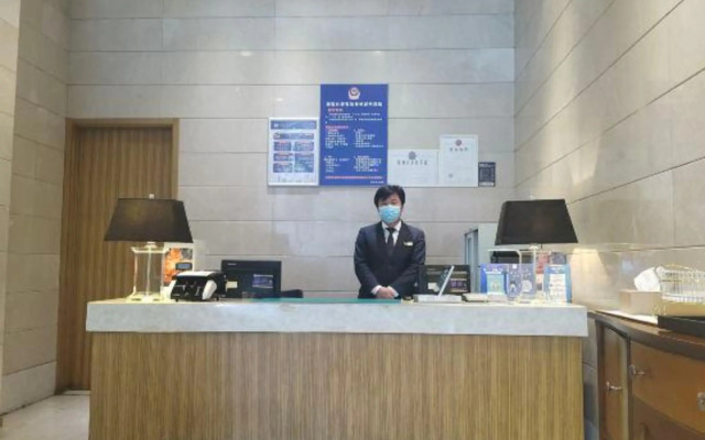 Lejia EAC International Apartment Hotel