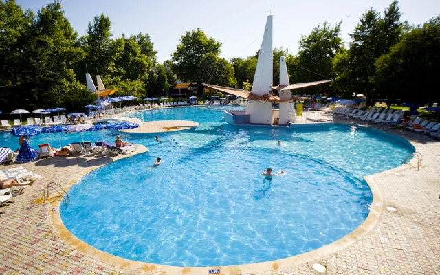Ralitsa Aqua Club