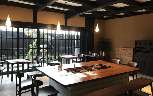 Kyomachiya Ryokan Sakura Urushitei Guest House