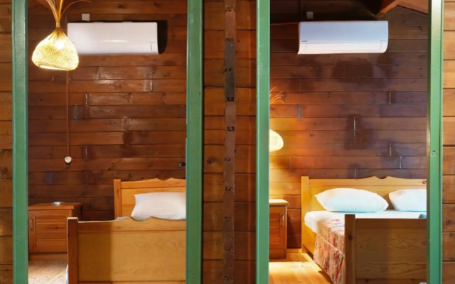 Gayb-i Bungalows by Naturelife