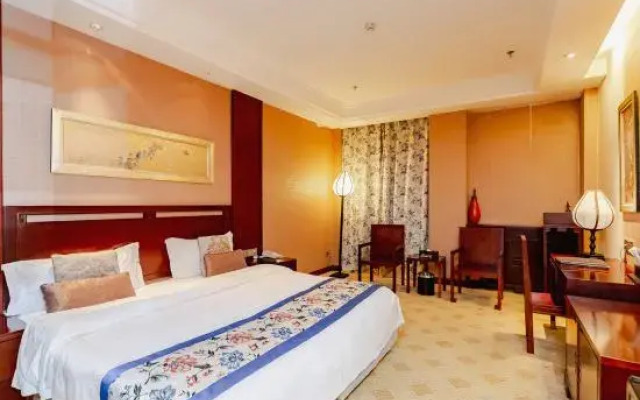 Menghu Holiday Hotel