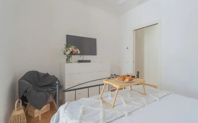 Independence Apartment With Balcony
