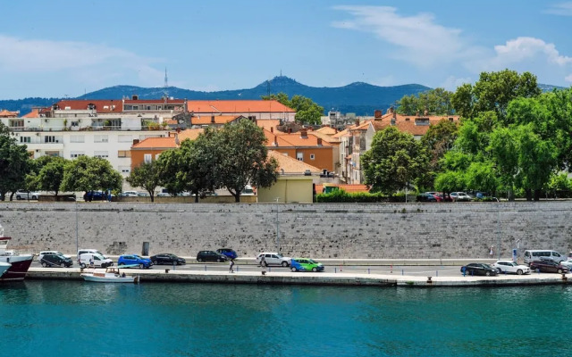 Sea View Apartment Zara Bruna