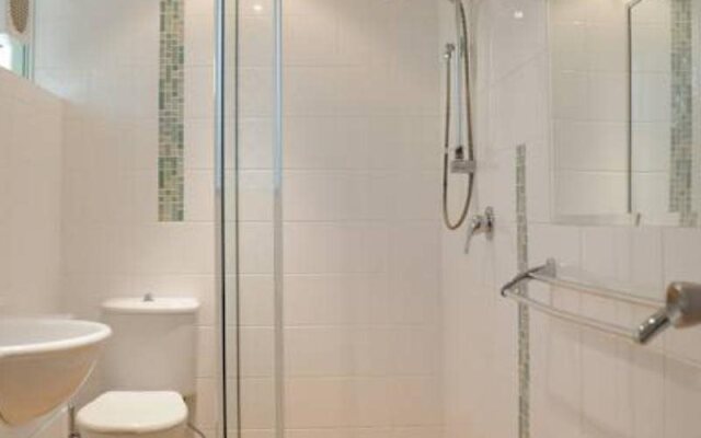 1/33-35 Fletcher lane - A Beautiful Flat