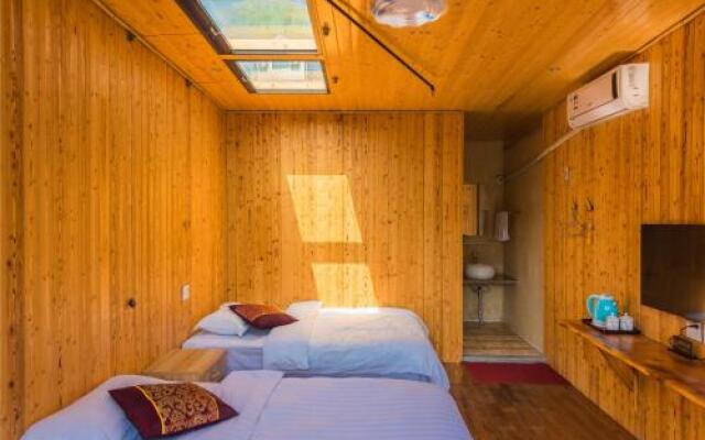 Mogan Mountain Yunpan Xingxi Guesthouse