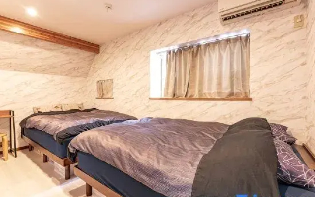 Studio House Grand Piano / near JR Shinjuku stn