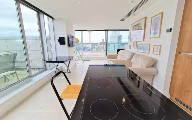 2 Bedroom Penthouse with Parking