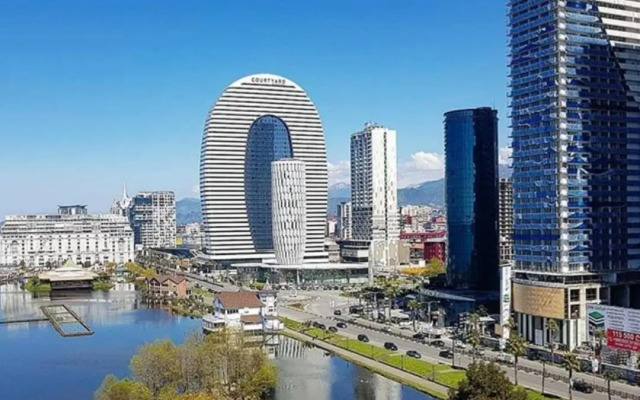 Inn Khimshiashvili 27