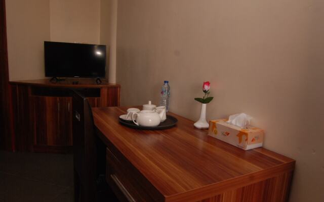 Fisher Suites and Apartment