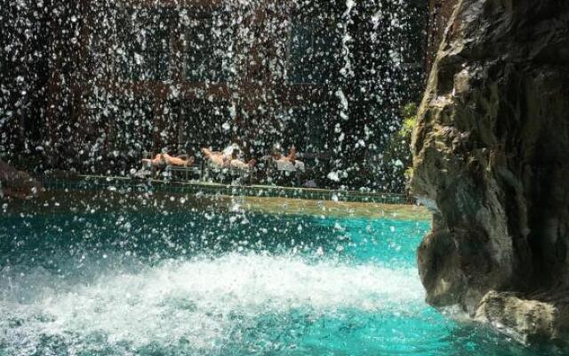 Atlantis Condo Resort Pattaya By Asian