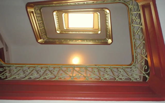 Estrela Charming Rooms by Host-Point